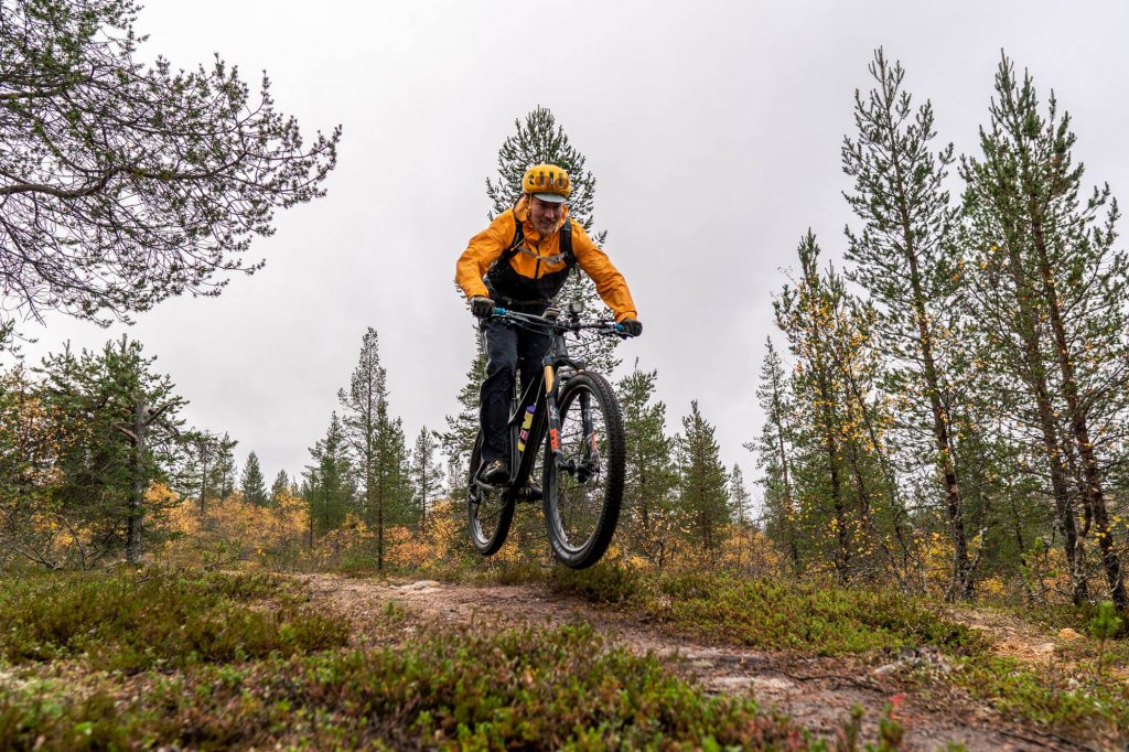 Lapland North Destinations_Bike © Hendrik Morkel