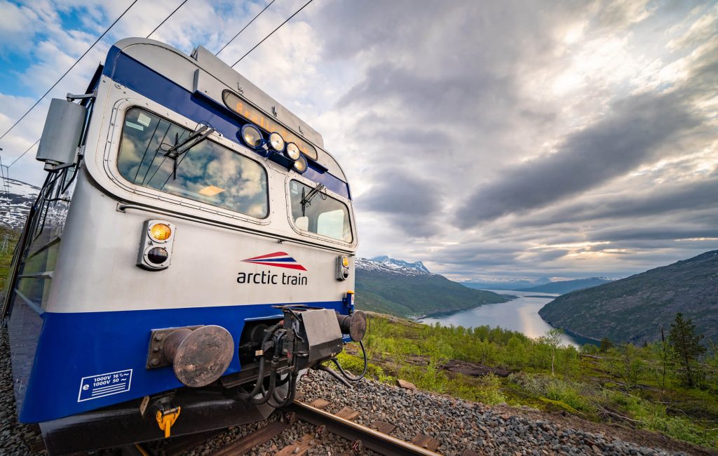 Narvik_Arctic_train_sommer@Sverre Hjornevik (9)